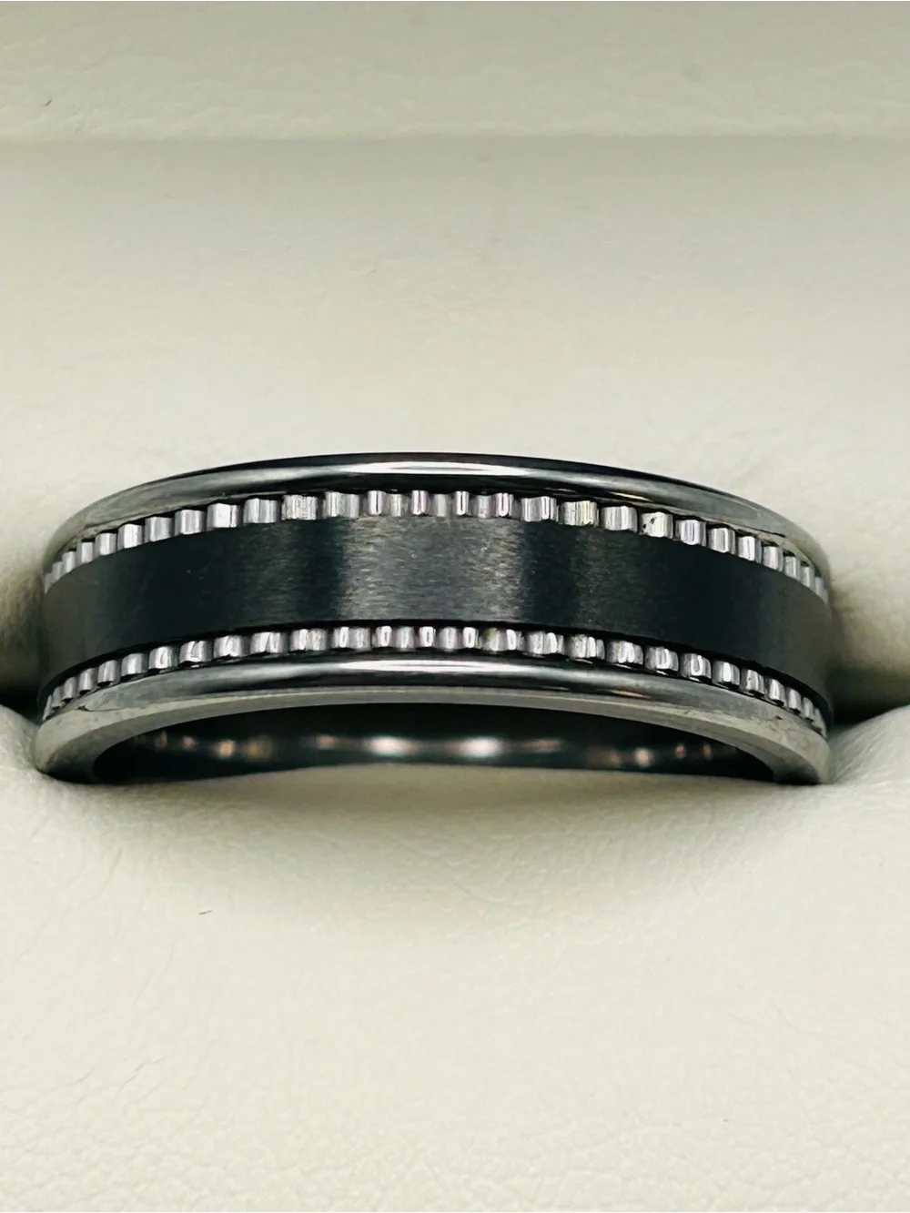 ArtCarved Men’s Tungsten Ring 8mm Wide Size 9.5 Comfort Fit
